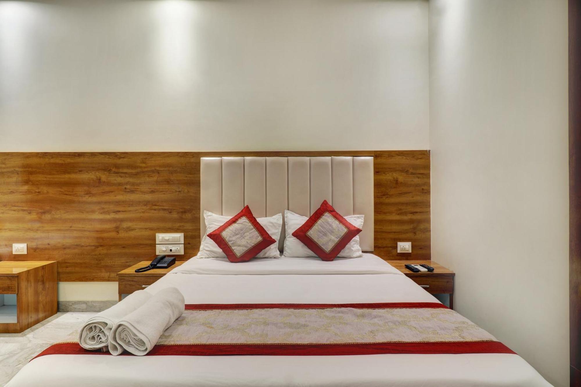 Hotel A K Fort Inn 뭄바이 외부 사진